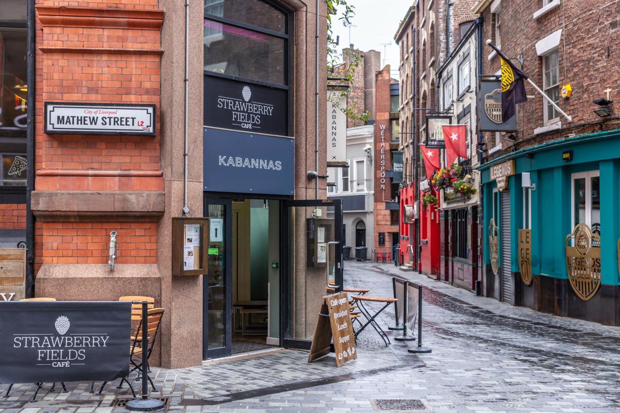 Kabannas Liverpool Hotel Exterior photo